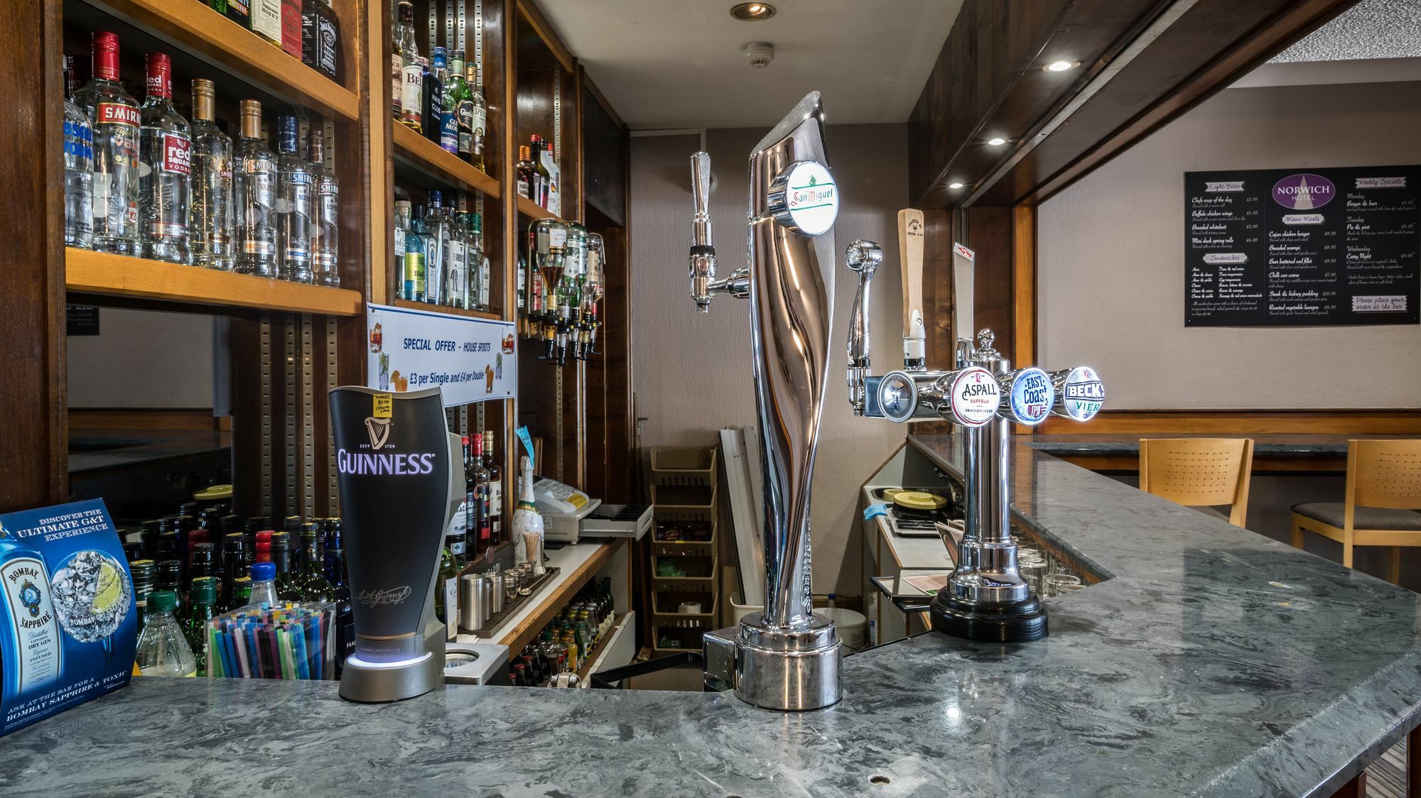 Norwich Hotel Eksteriør billede